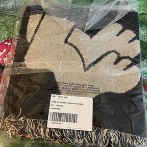Parks Project Escape To Nature Throw Blanket - Thumbnail 3